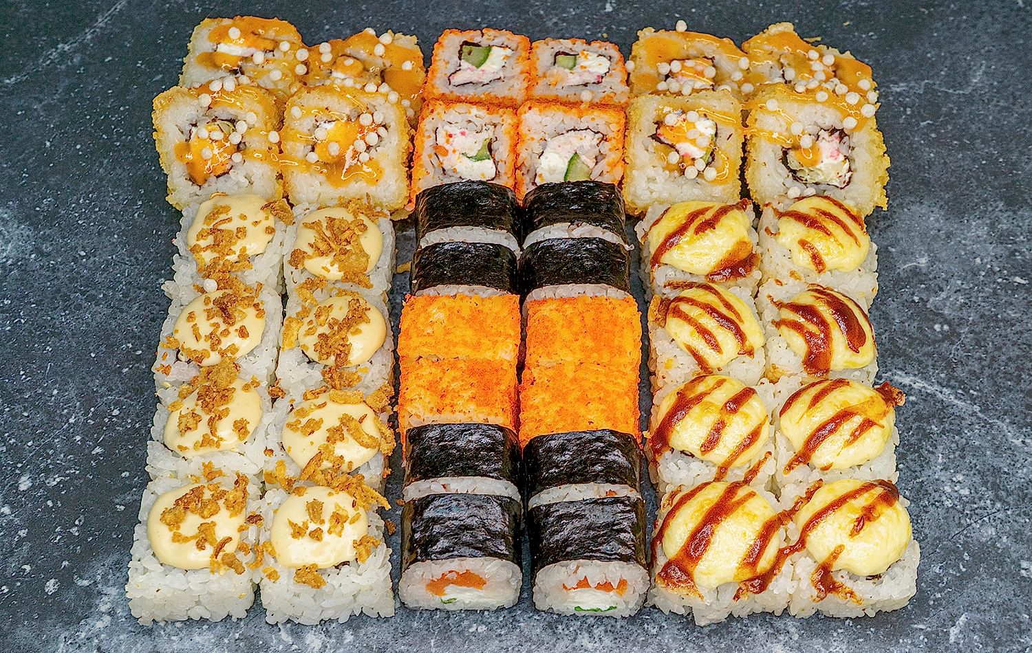 Сет Выгодный(5)(Фила хайп, калифорн,барбекю ролл,криспи,кани фурай)